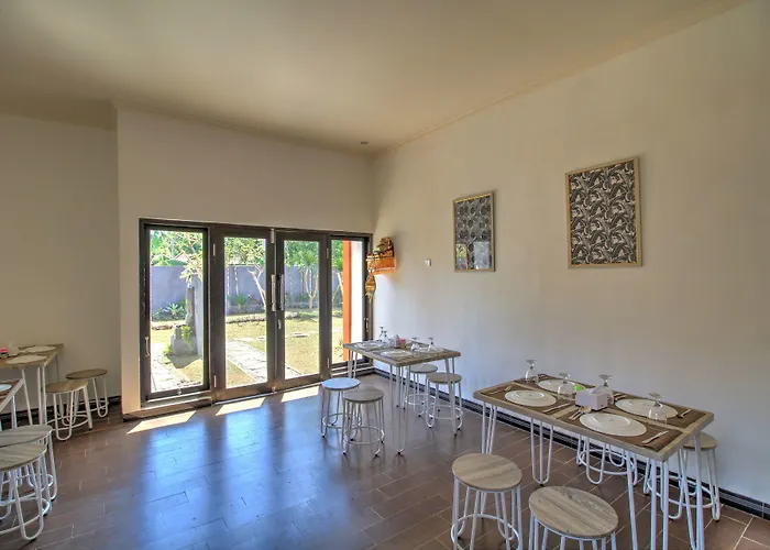 Jnj Guest house 3*